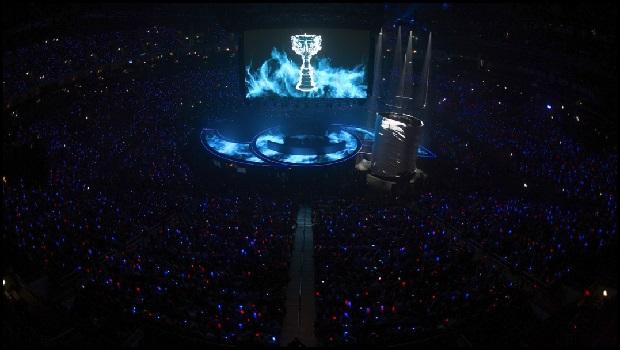 不仅如此 不仅如此