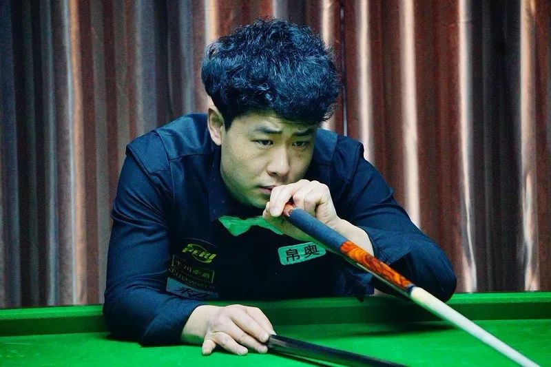 边锋瞬间 边锋瞬间