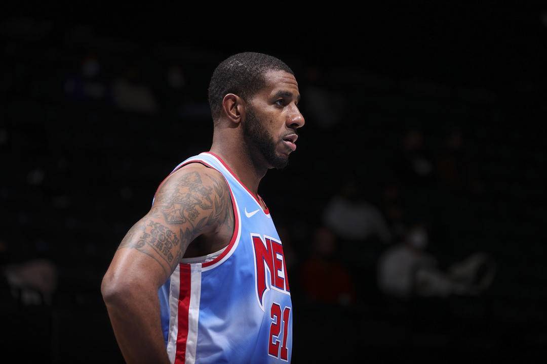 禁区弧顶的 禁区弧顶的